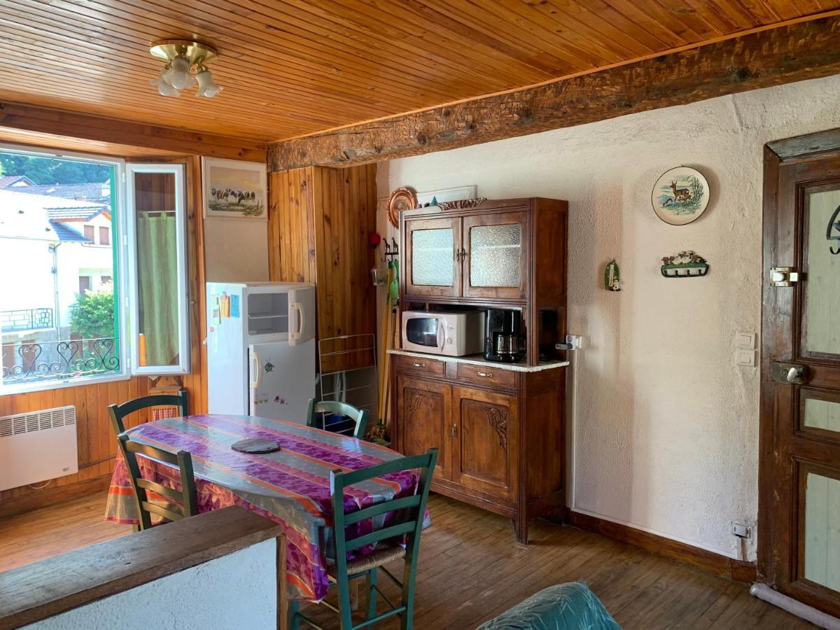 Joli Appartement Dans Une Maison Ancienne Акс-ле-Терм Экстерьер фото